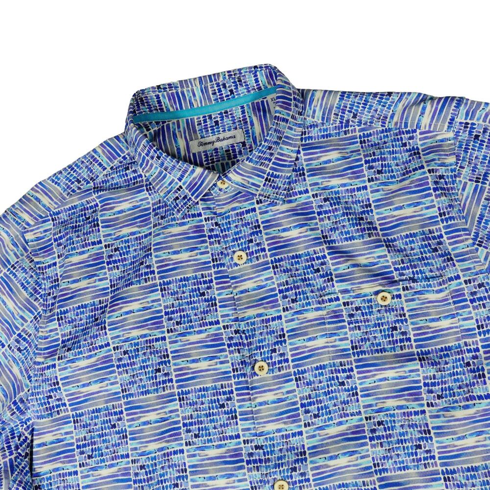 Tommy Bahama Silk Blend Performance Hawaiian Geometric Button Up Shirt XL